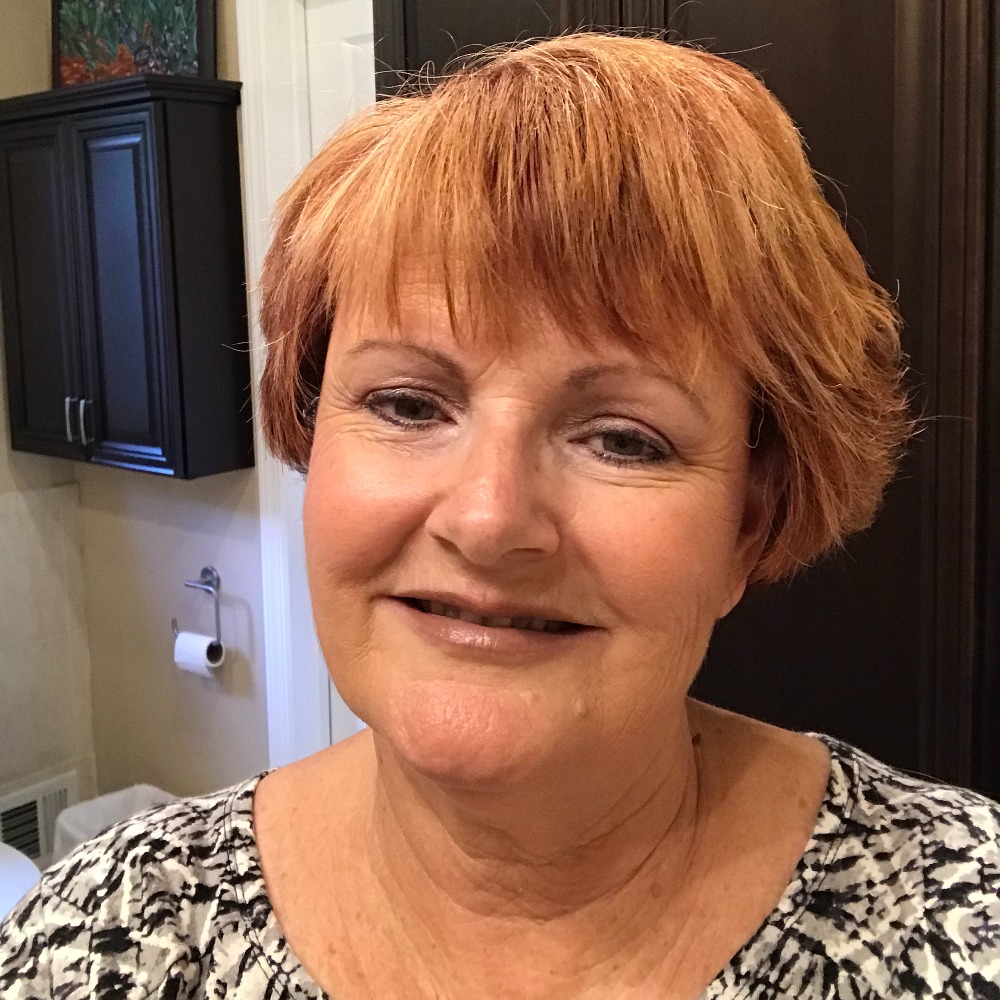 Meet your Posher, Cecilia